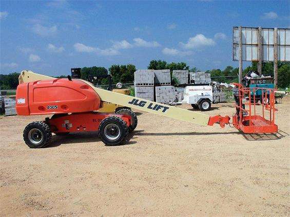 Plataformas Elevadoras Jlg 400S  de medio uso en venta Ref.: 1334610860410393 No. 2