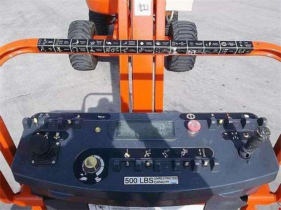 Plataformas Elevadoras Jlg 450AJ  seminueva en venta Ref.: 1334675476761501 No. 2