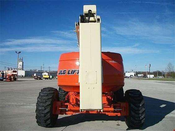 Lift Jlg 600AJ