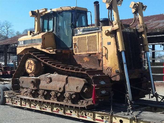 Dozers/tracks Caterpillar D8R