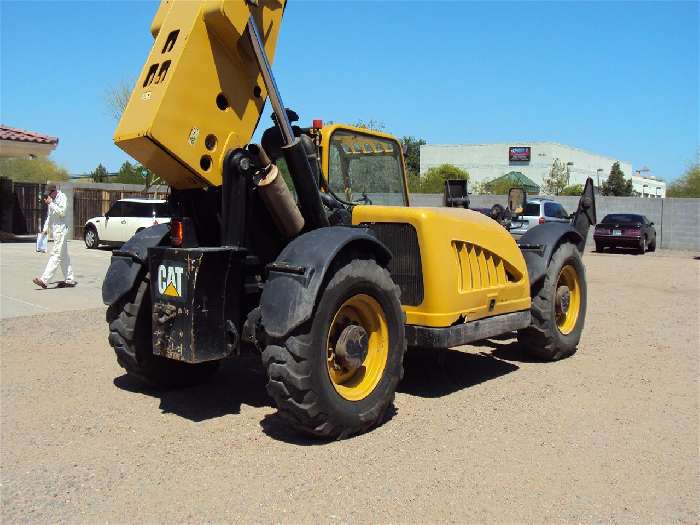 Montacargas Caterpillar TL1255  de segunda mano en venta Ref.: 1335827621275095 No. 3