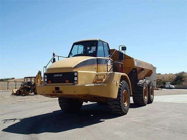 Camiones De Carga Caterpillar 735