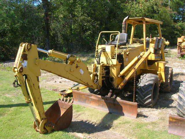 Trencher Vermeer V8550