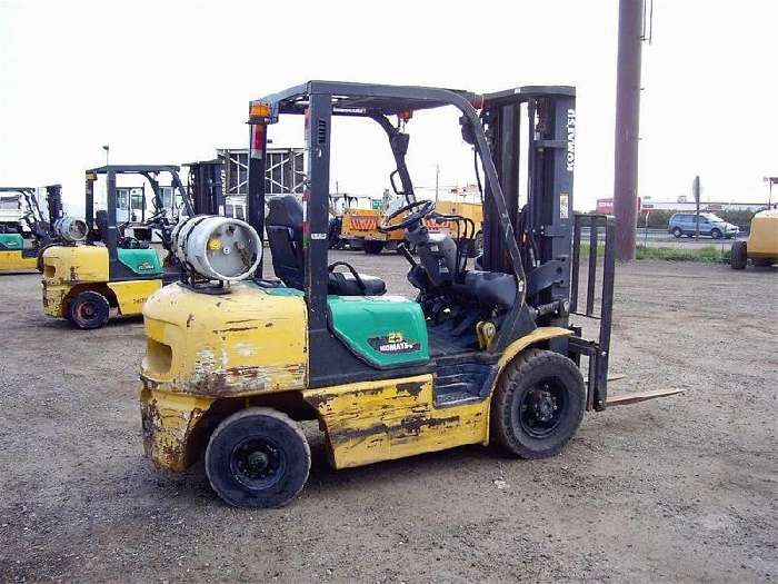 Montacargas Komatsu FG25T  de bajo costo Ref.: 1340130983085243 No. 2