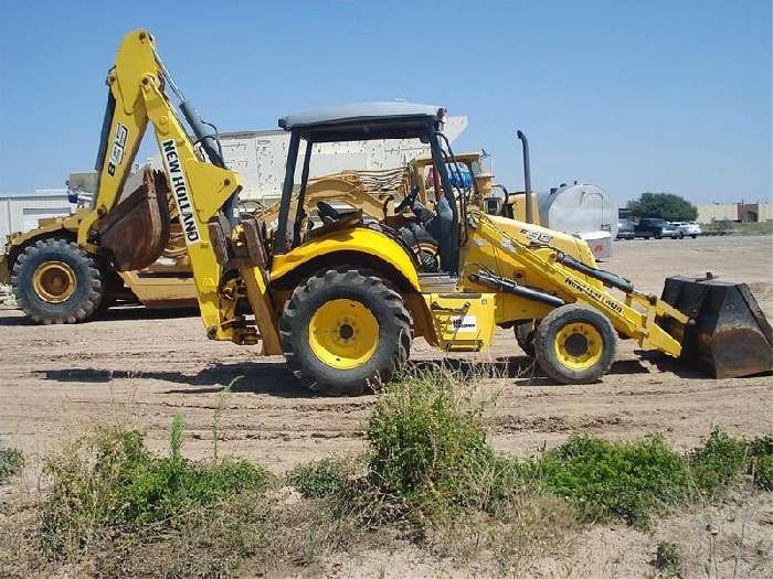 Retroexcavadoras New Holland B95  seminueva en perfecto estado Ref.: 1340415435356239 No. 3