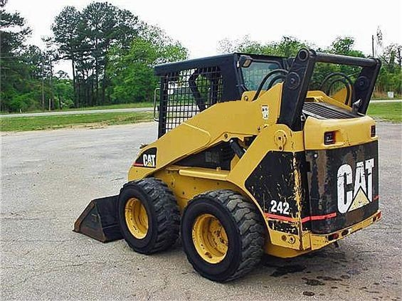 Minicargadores Caterpillar 242B  usada a buen precio Ref.: 1344558095854957 No. 2