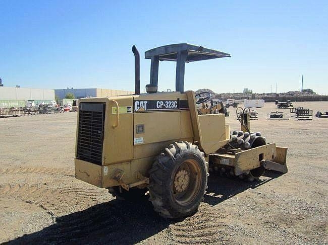 Compactadoras Suelos Y Rellenos Caterpillar CP-323C  de importaci Ref.: 1347566526224196 No. 2