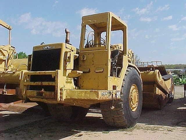 Screpers Caterpillar 621B