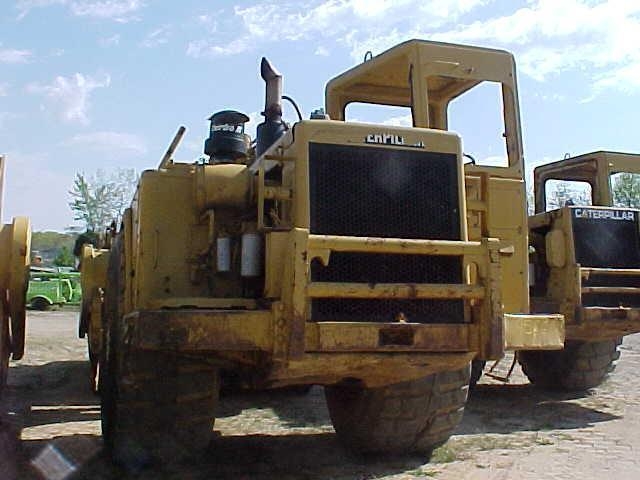 Screpers Caterpillar 621B