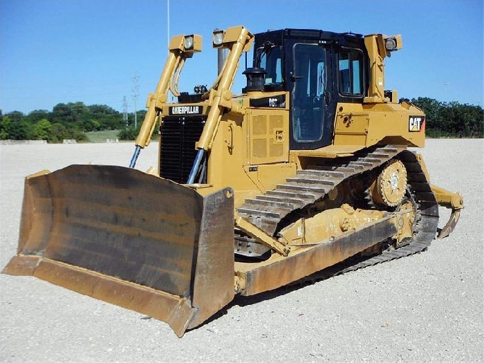 Dozers/tracks Caterpillar D6T