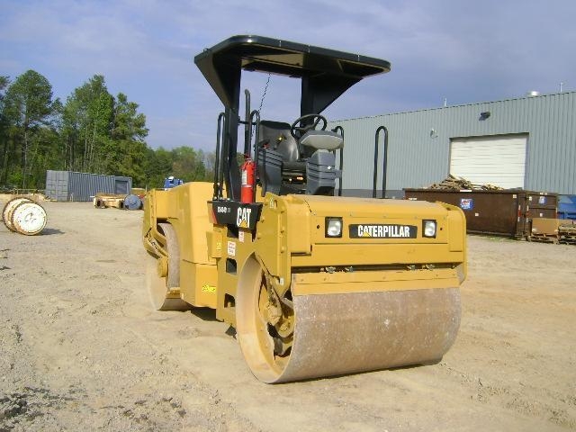 Compactadora Vibratoria Caterpillar CB-434D  seminueva en perfect Ref.: 1350420994102459 No. 4