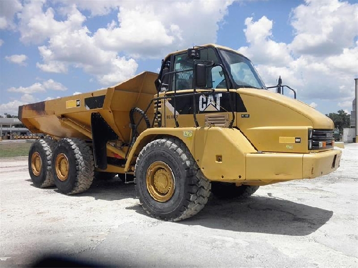 Off Road Truck Caterpillar 725