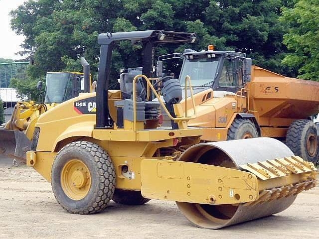 Compactadora Vibratoria Caterpillar CS-433E  usada de importacion Ref.: 1350939767499512 No. 2