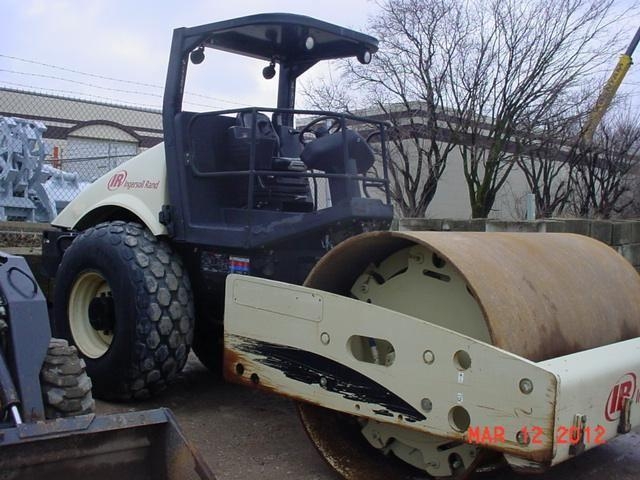 Compactadora Vibratoria Ingersoll-rand SD100D  importada en buena Ref.: 1351186691133926 No. 3