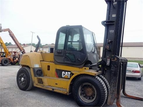 Montacargas Caterpillar P36000