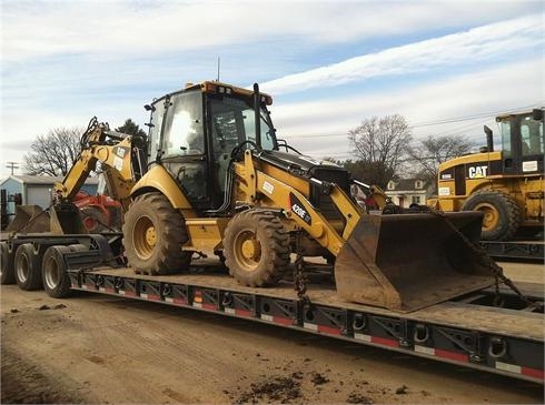 Retroexcavadoras Caterpillar 420E  en venta, usada Ref.: 1352156058655184 No. 2