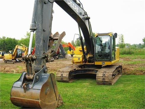 Excavadoras Hidraulicas Deere 200D  seminueva en perfecto estado Ref.: 1352571958295890 No. 4