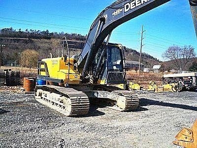 Hydraulic Excavator Deere 200D