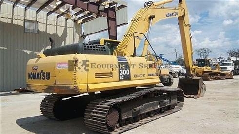 Excavadoras Hidraulicas Komatsu PC300  seminueva en venta Ref.: 1354052902080531 No. 3