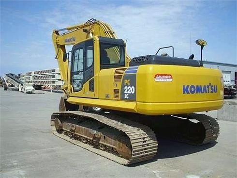 Excavadoras Hidraulicas Komatsu PC220  de segunda mano a la venta Ref.: 1354150275525630 No. 2