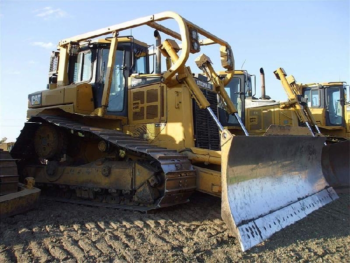 Dozers/tracks Caterpillar D6T