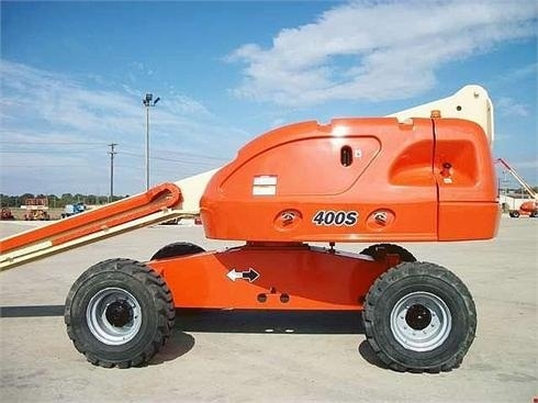 Plataformas Elevadoras Jlg 400S  de medio uso en venta Ref.: 1355074238378347 No. 4