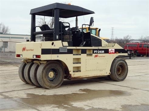 Compactors Tires Asphalt Ingersoll-rand PT240R