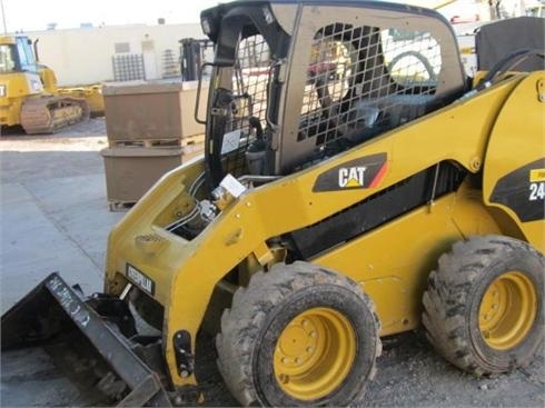 Minicargadores Caterpillar 246 C  usada a la venta Ref.: 1361043160277141 No. 4