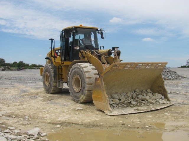 Cargadoras Sobre Ruedas Caterpillar 966H  usada en buen estado Ref.: 1361802975991759 No. 2