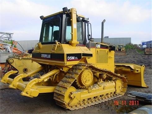 Dozers/tracks Caterpillar D5K