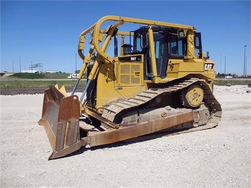 Dozers/tracks Caterpillar D6T