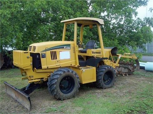 Trencher Vermeer RT1250