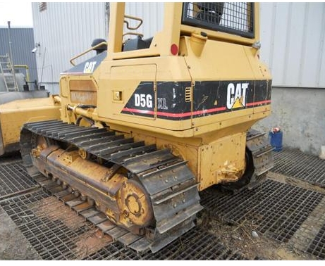 Tractores Sobre Orugas Caterpillar D5G  seminueva en venta Ref.: 1363112416161300 No. 2