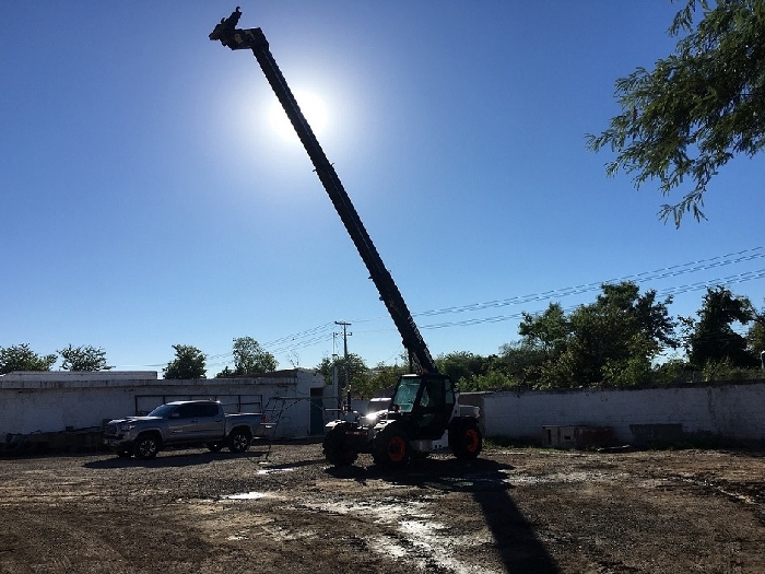 Manipulador Telescopico Caterpillar TL943