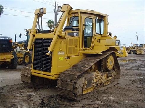 Dozers/tracks Caterpillar D6T