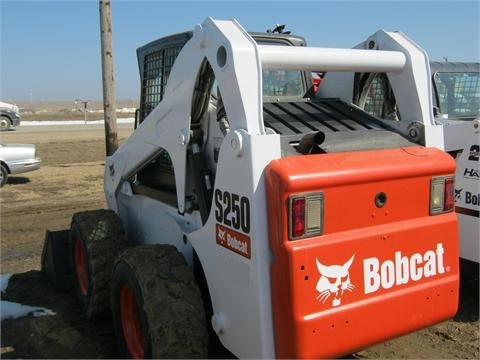 Minicargadores Bobcat S250  en optimas condiciones Ref.: 1365023833347574 No. 3