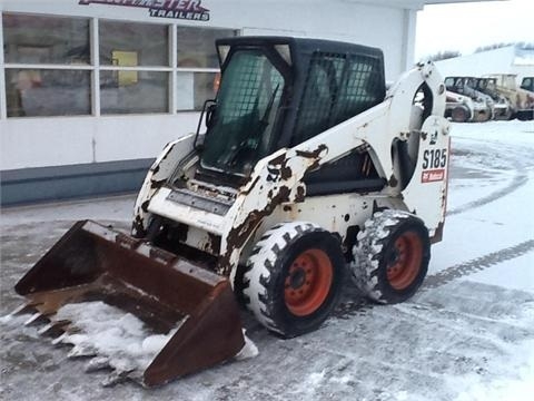 Minicargadores Bobcat S185