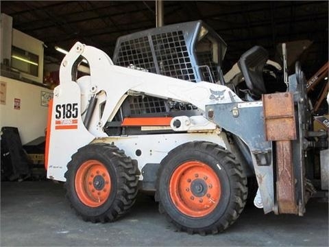 Minicargadores Bobcat S185