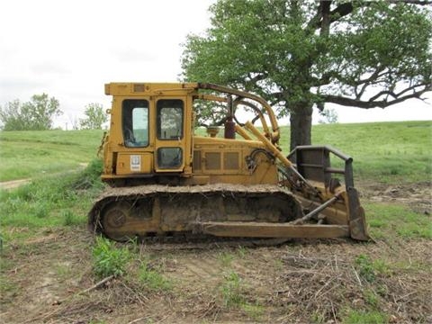 Tractores Sobre Orugas Caterpillar D6D