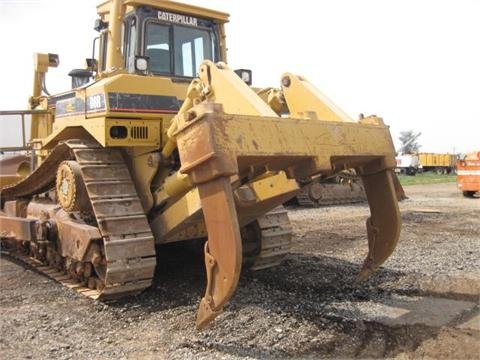 Tractores Sobre Orugas Caterpillar D8R  seminueva en venta Ref.: 1369332950829746 No. 2