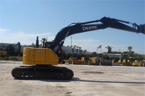 Hydraulic Excavator Deere 225D