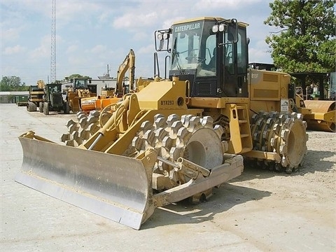 Compactadoras Suelos Y Rellenos Caterpillar 815F