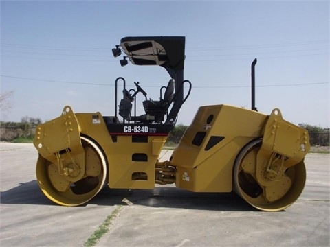 Compactadora Vibratoria Caterpillar CB-534D  en venta Ref.: 1372347059316459 No. 2