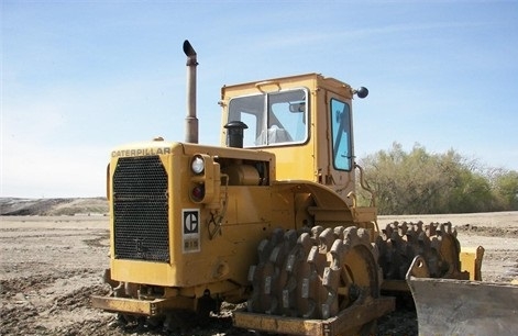 Compactadoras Suelos Y Rellenos Caterpillar 815A