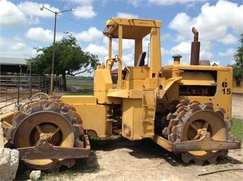 Compactadoras Suelos Y Rellenos Caterpillar 815