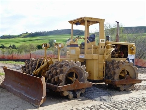 Compactadoras Suelos Y Rellenos Caterpillar 815