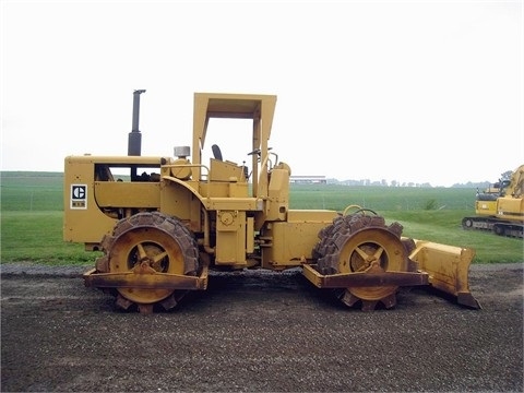 Compactadoras Suelos Y Rellenos Caterpillar 815  usada en buen es Ref.: 1372370050550866 No. 3