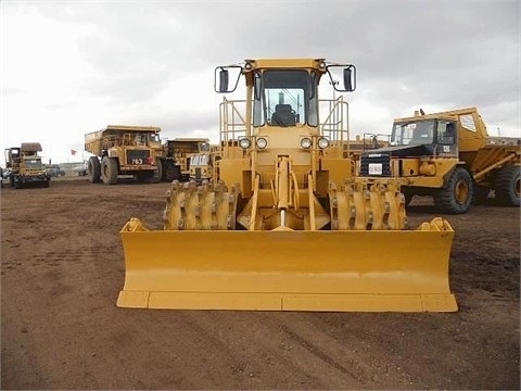 Compactadoras Suelos Y Rellenos Caterpillar 815B  en venta, usada Ref.: 1372373776187076 No. 4