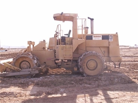 Compactadoras Suelos Y Rellenos Caterpillar 815B