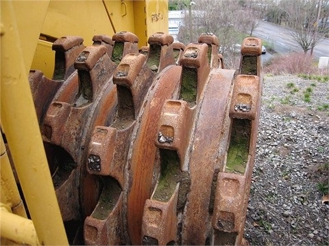 Compactadoras Suelos Y Rellenos Caterpillar 815B  en venta Ref.: 1372430477289469 No. 3